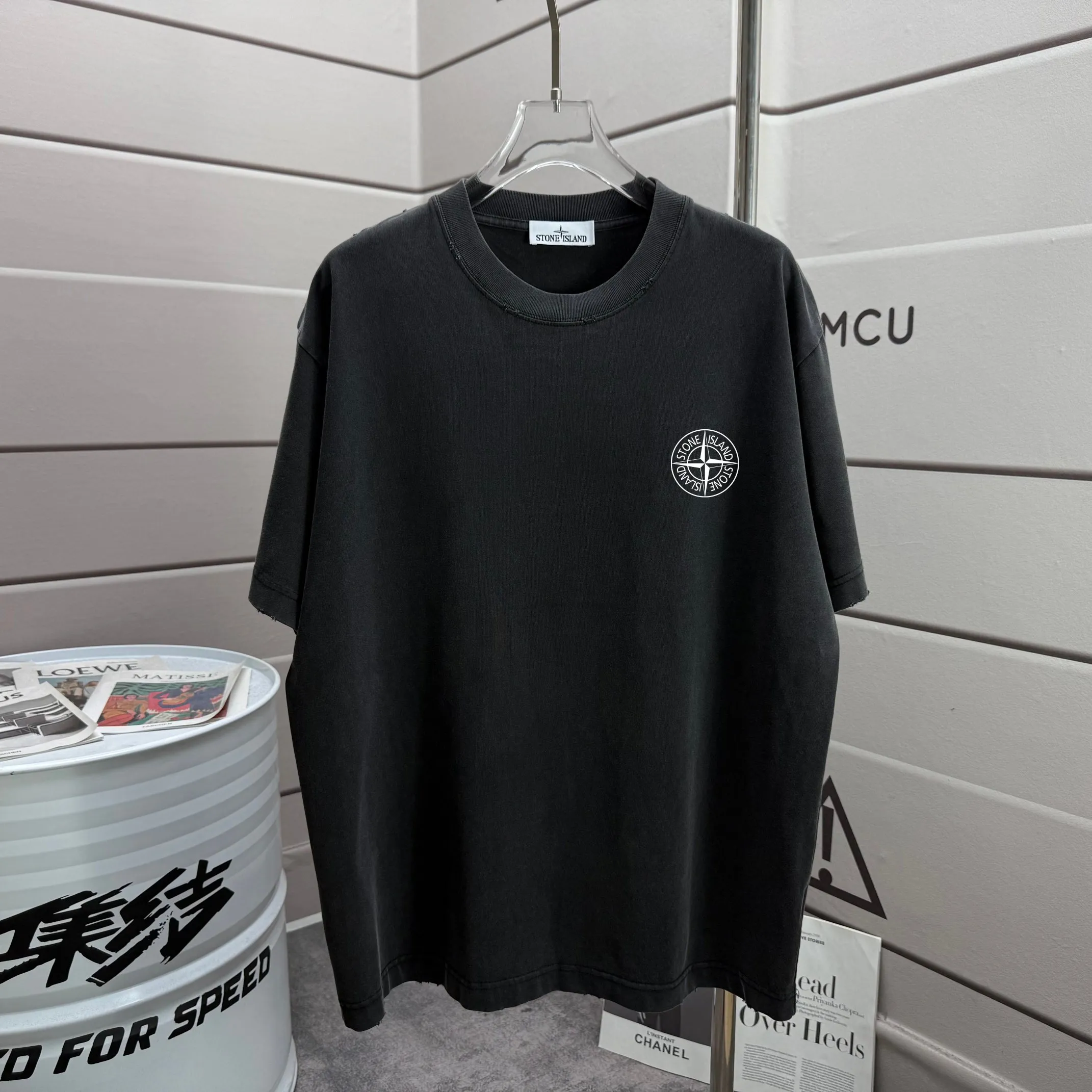 P160 Ston* islan* 石*岛 2025 autumn and winter new style Washed and worn 320g round neck short-sleeved tee Unisex loose version Color: Washed black Washed white Washed gray Brown Size: S M L XL XXL Size: S (90-130 pounds) M (120-150 pounds) L (140-165 pounds) (160-180 catties) XXL (180-210 catties)